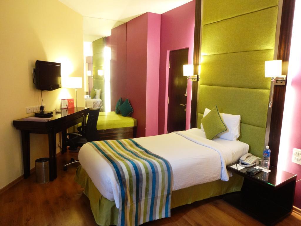 Royal Orchid Central Bangalore, Mg Road Zimmer foto