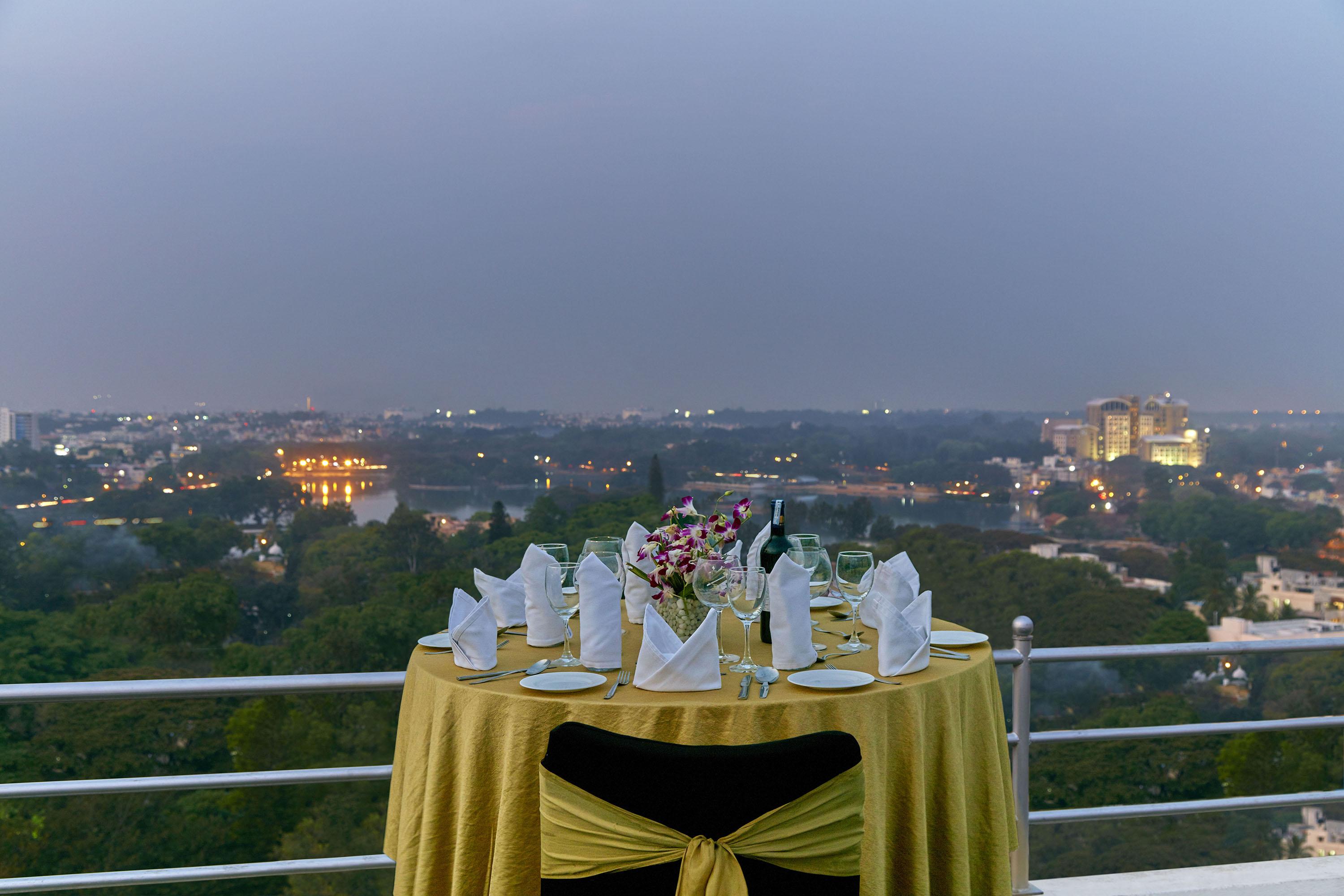 Royal Orchid Central Bangalore, Mg Road Exterior foto